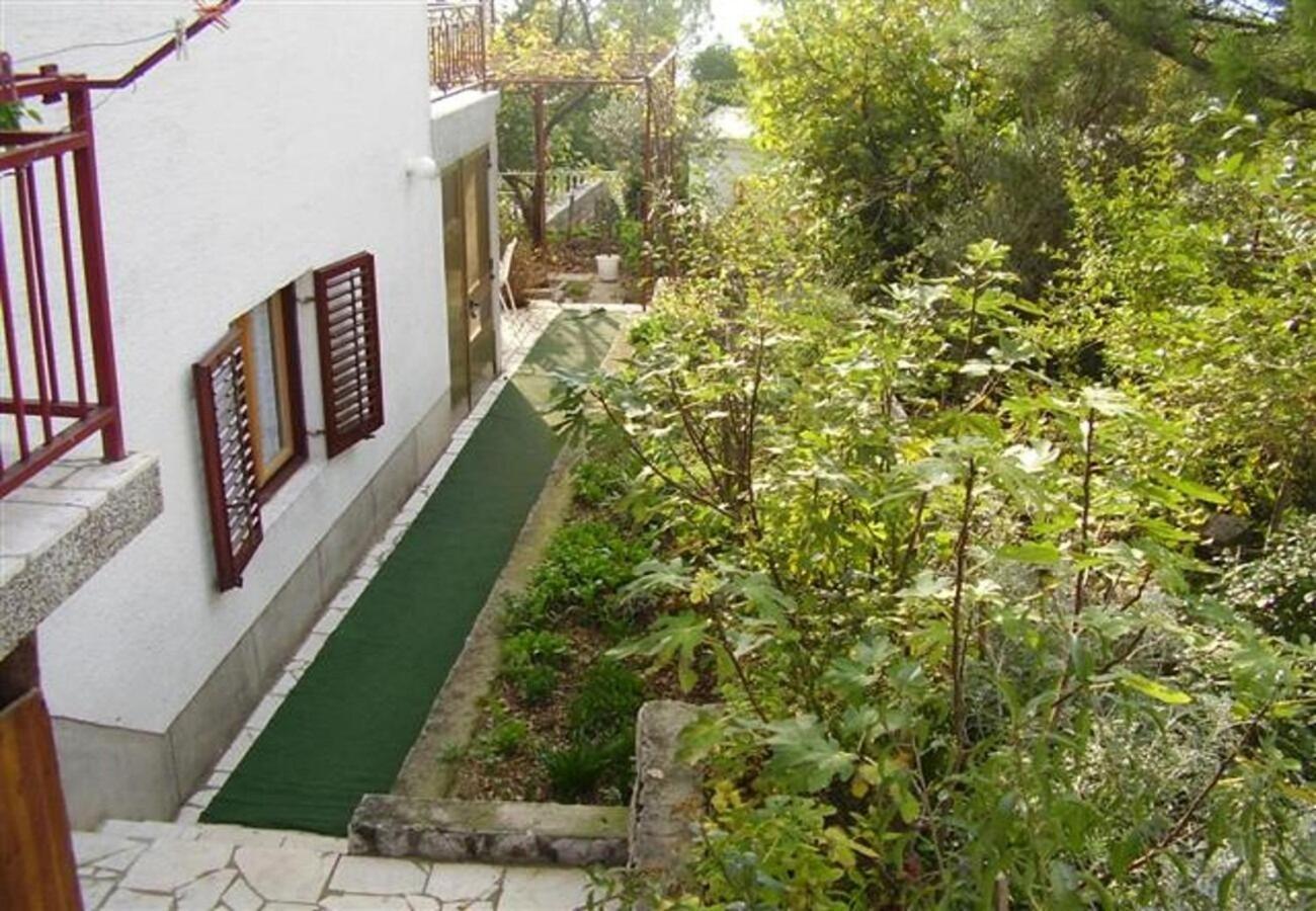 Apartments Olgi - Free Parking Crikvenica Exterior foto
